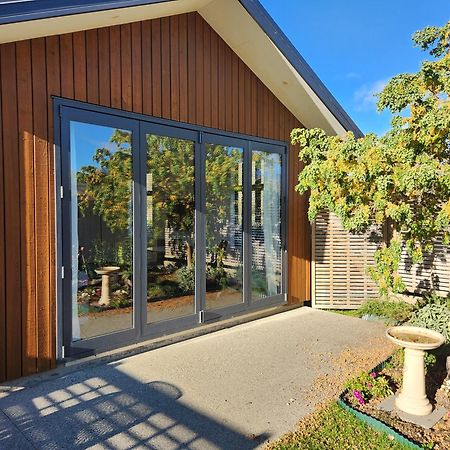 Equestrian View - Gorgeous Cozy Bungalow Shotover Queenstown Extérieur photo